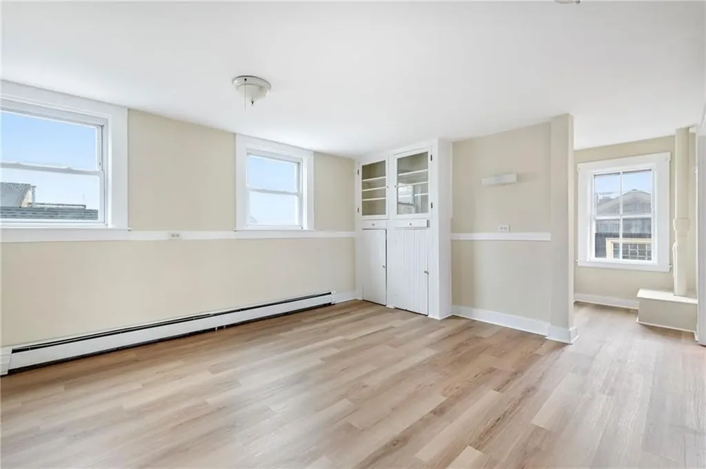 427 Spring Street Newport RI 02840