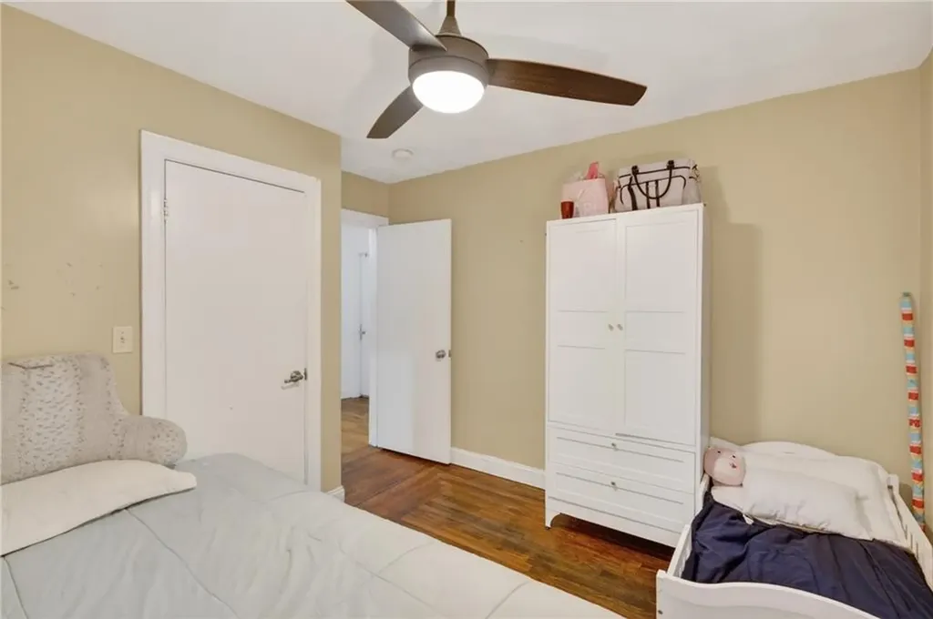 368 Hawkins Street Providence RI 02904