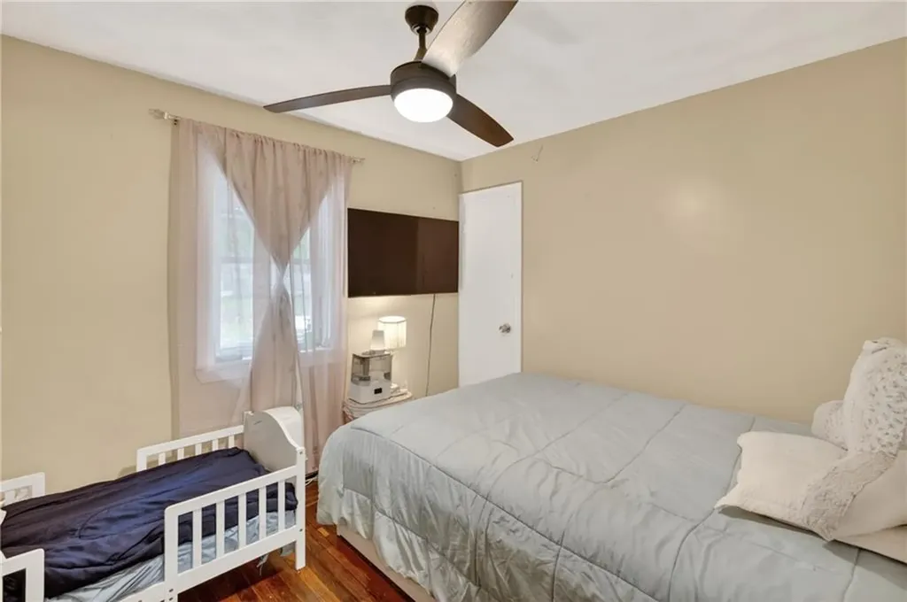 368 Hawkins Street Providence RI 02904