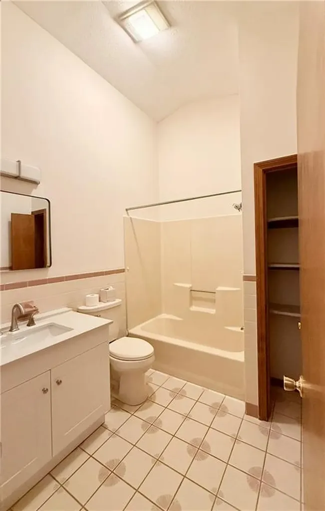 47 Morgan Avenue Johnston RI 02919