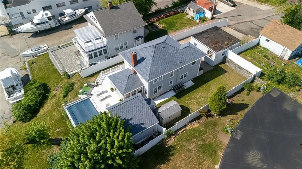 8 Rushton Drive Cranston RI 02905