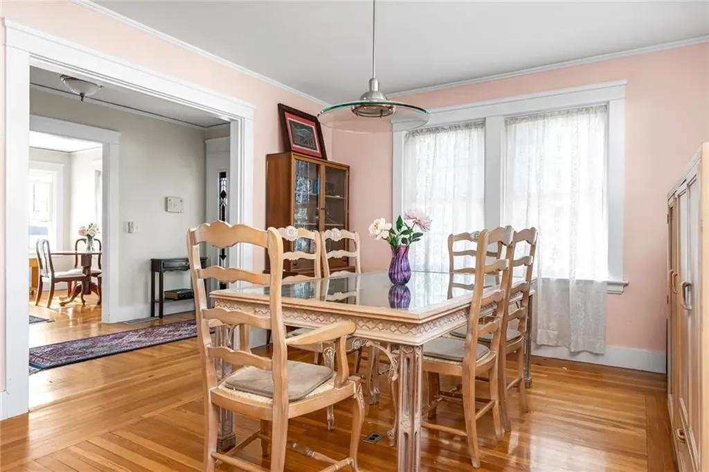 8 Rushton Drive Cranston RI 02905