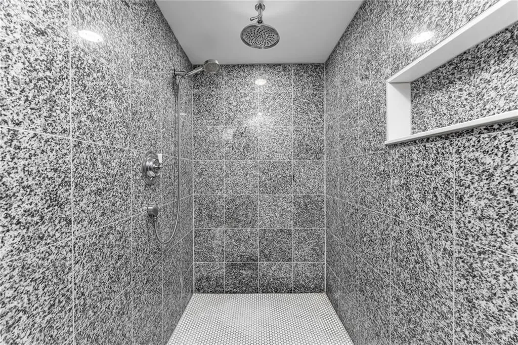 8 Rushton Drive Cranston RI 02905