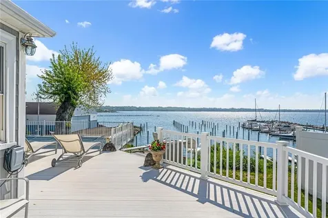 8 Rushton Drive Cranston RI 02905
