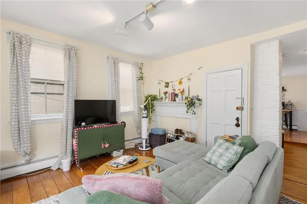 86 Transit Street Providence RI 02906