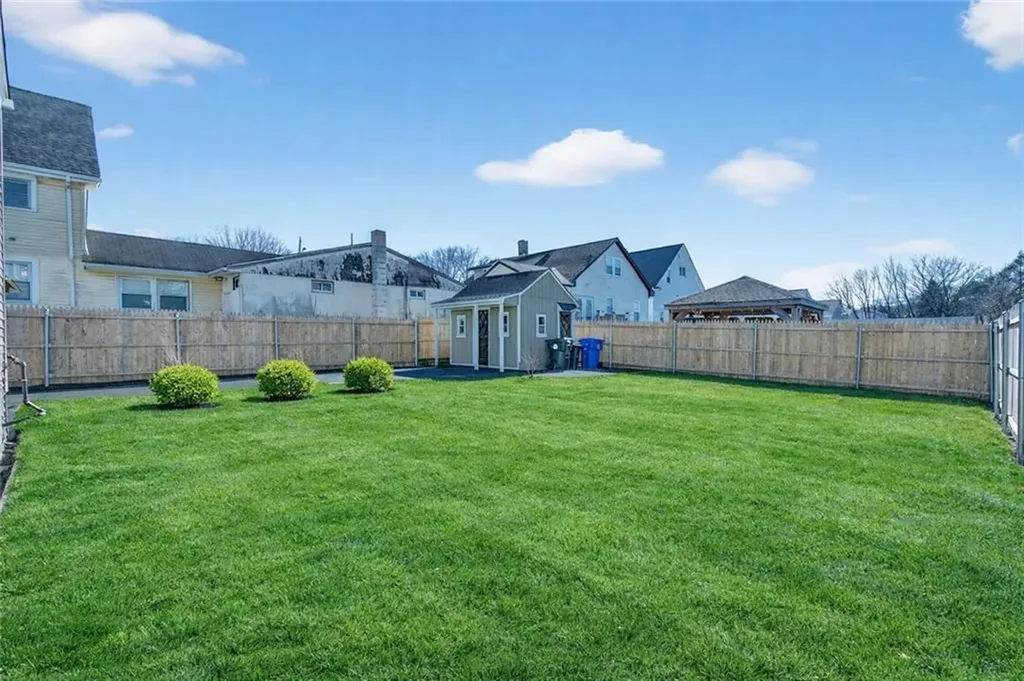 1002 Charles Street North Providence RI 02904