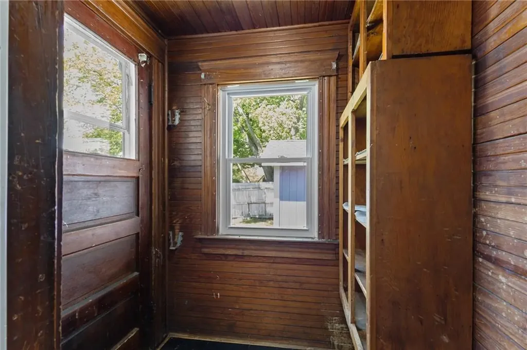 25 Fairfield Avenue Providence RI 02909