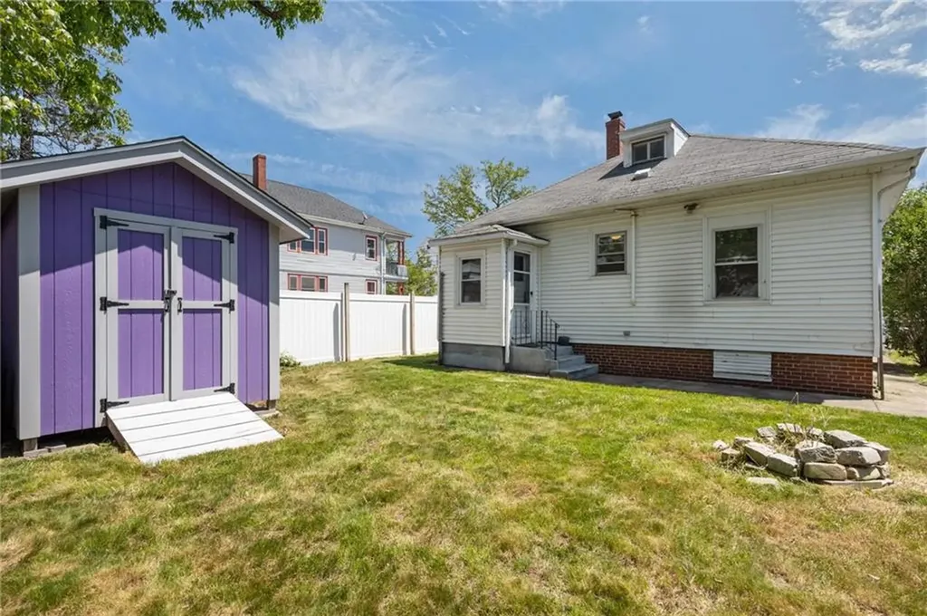 25 Fairfield Avenue Providence RI 02909