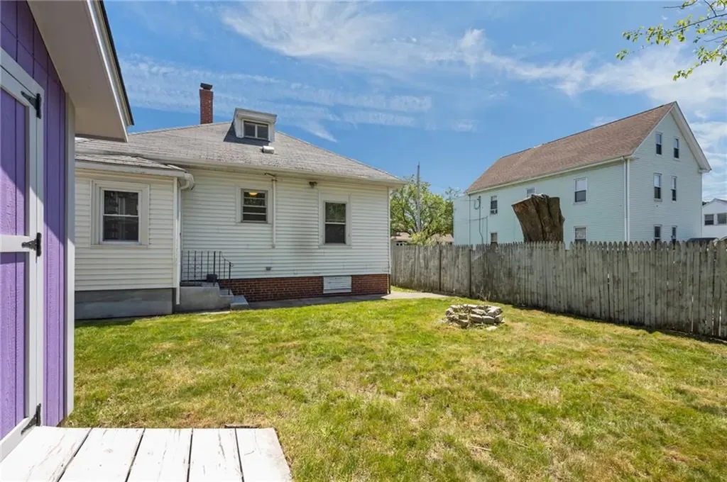 25 Fairfield Avenue Providence RI 02909