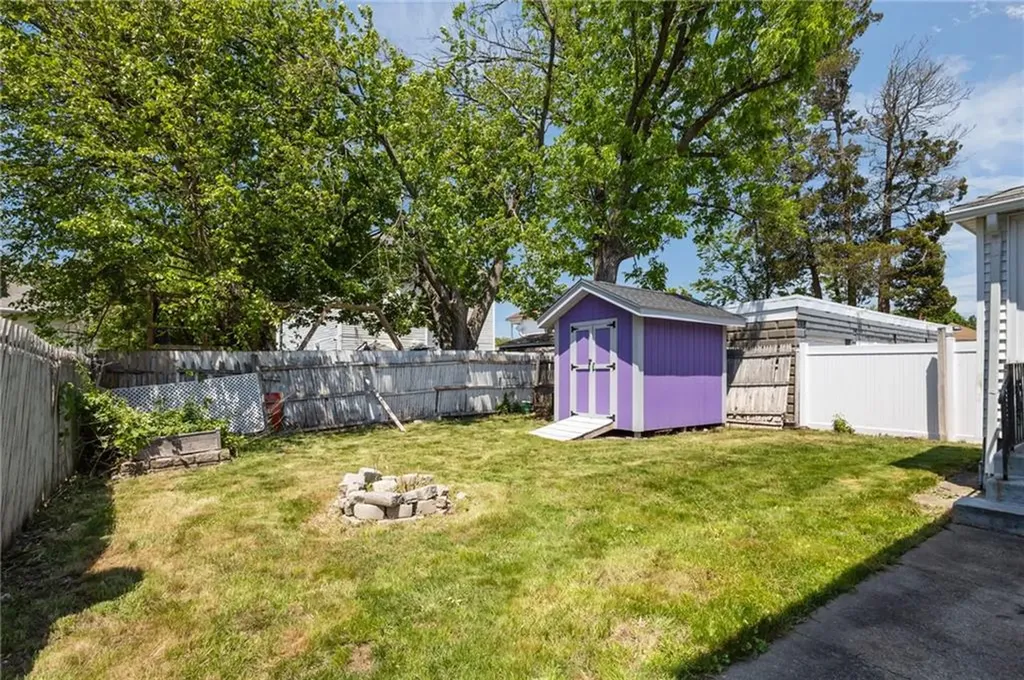 25 Fairfield Avenue Providence RI 02909