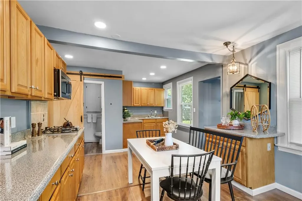 10 Progress Street Warwick RI 02889