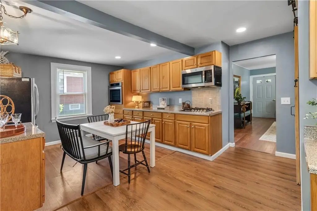 10 Progress Street Warwick RI 02889