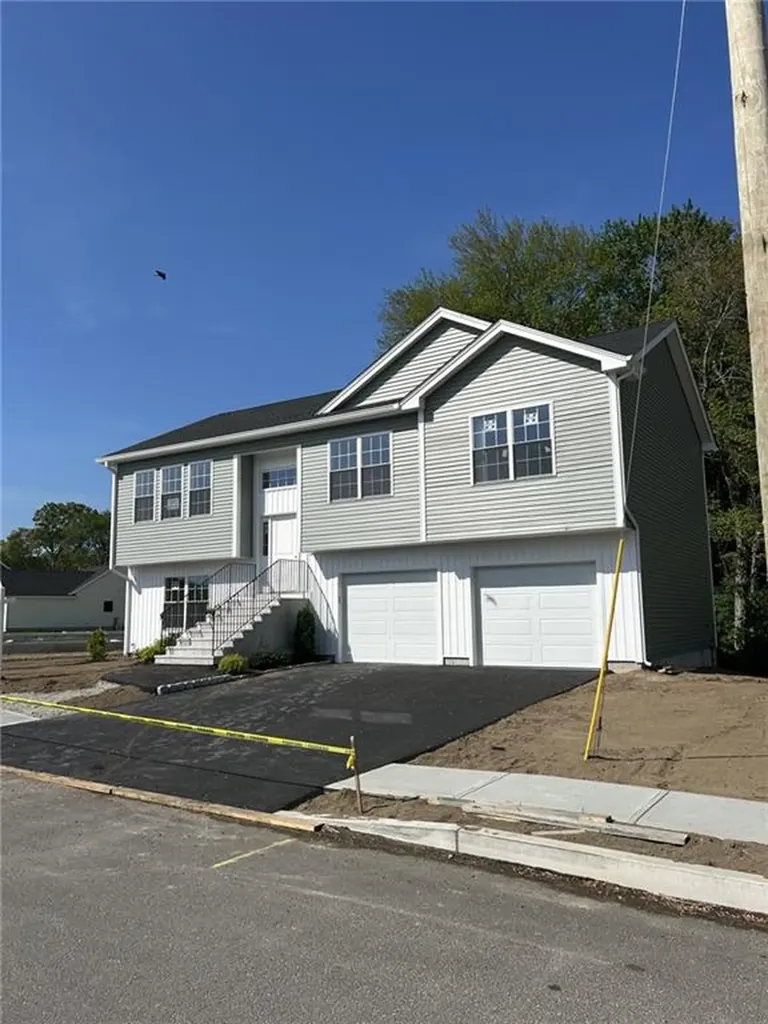37 Child Lane Warwick RI 02886