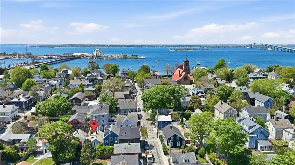 19 Third Street Newport RI 02840