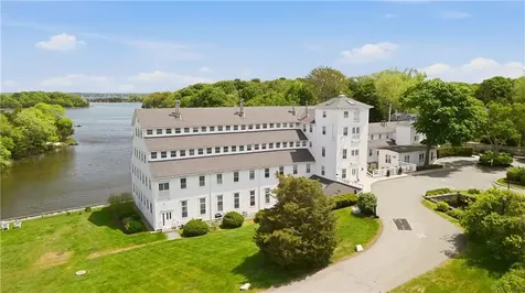 40 Web Avenue North Kingstown RI 02852