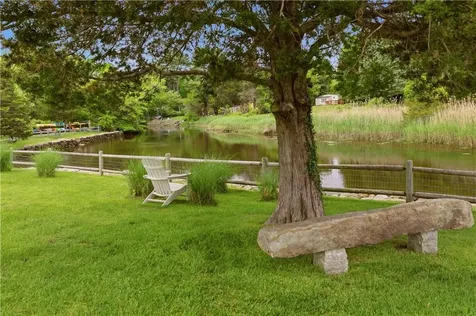 40 Web Avenue North Kingstown RI 02852
