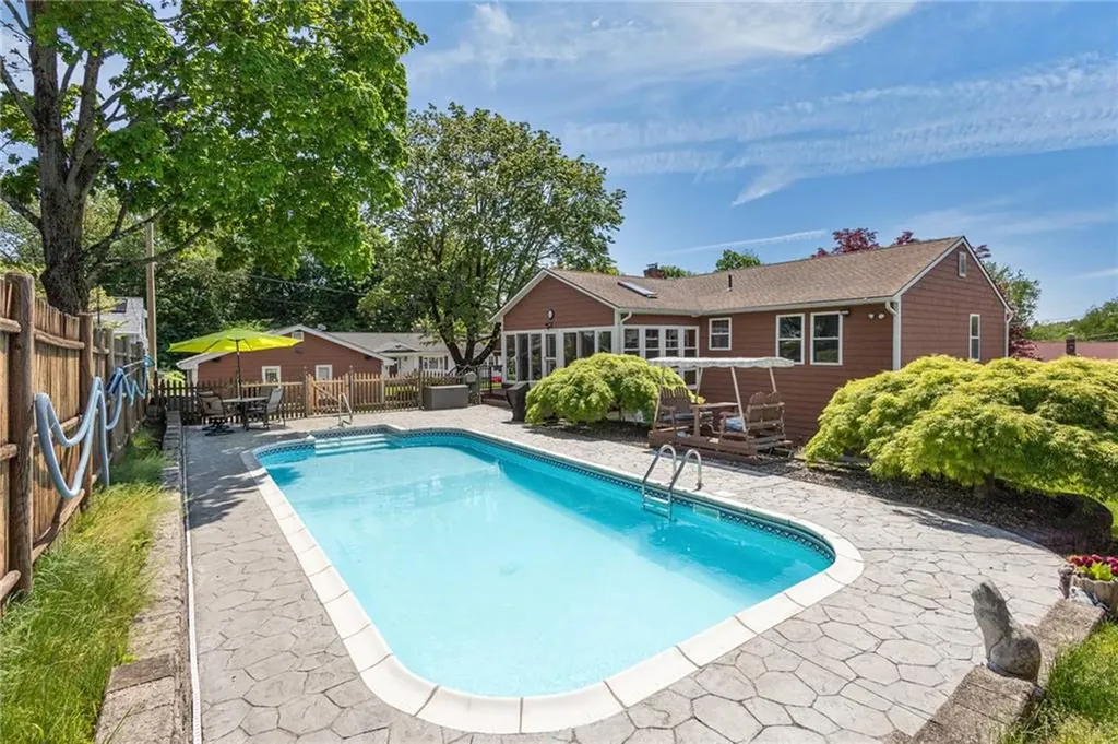 11 Bourassa Avenue Woonsocket RI 02895