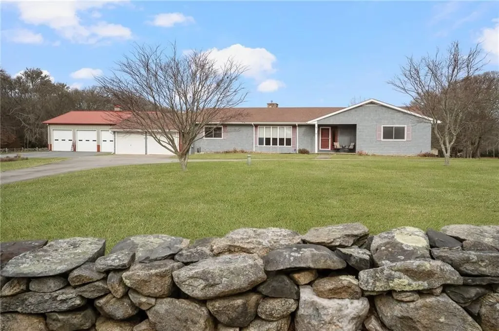 141 Peckham Road Little Compton RI 02837