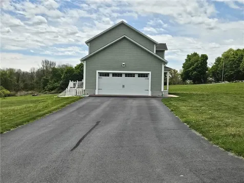 2 Legacy Drive Sterling CT 06377