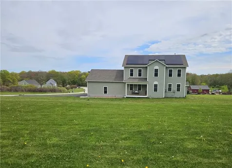 2 Legacy Drive Sterling CT 06377