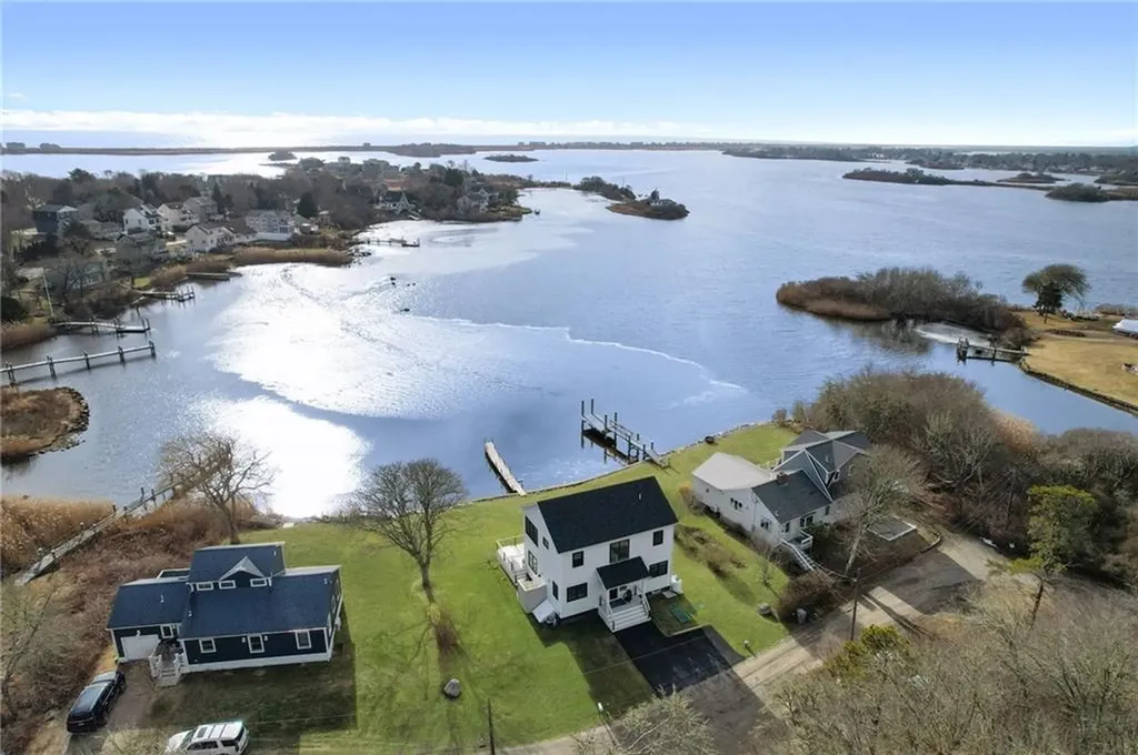 38 Beach Drive South Kingstown RI 02879