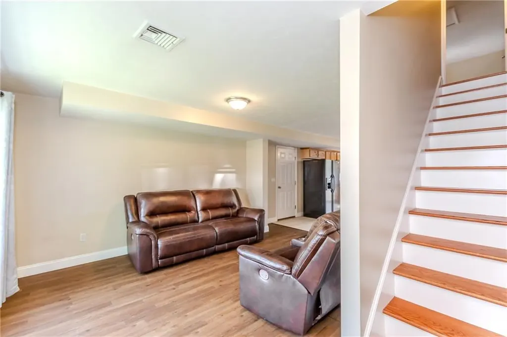 18 Willis Street Cranston RI 02910