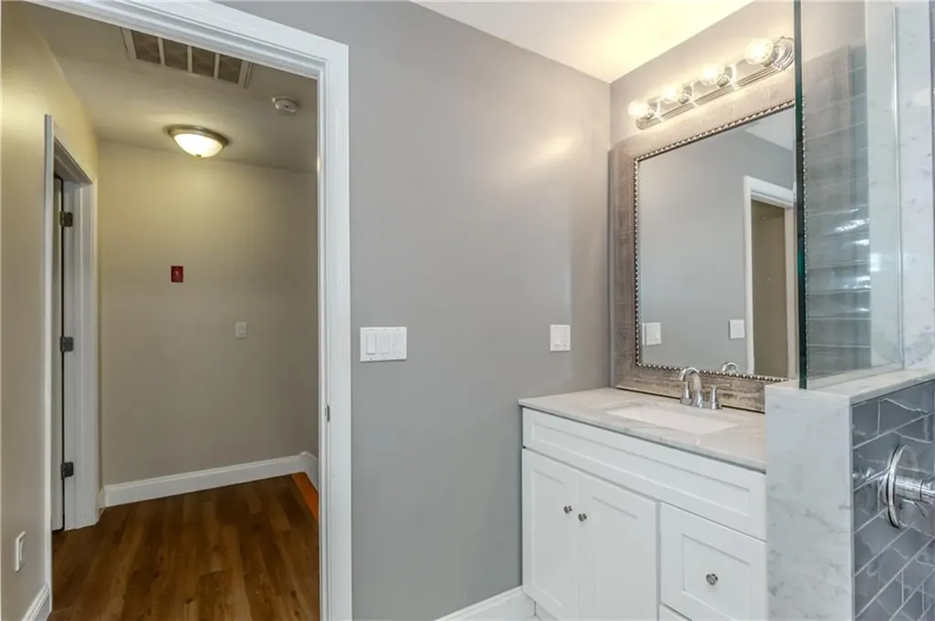 18 Willis Street Cranston RI 02910