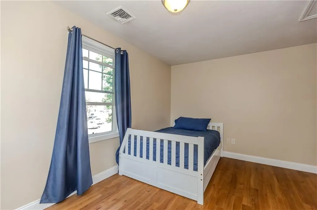 18 Willis Street Cranston RI 02910