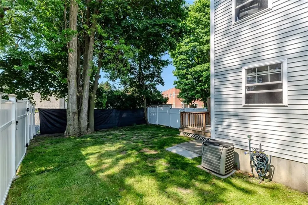 18 Willis Street Cranston RI 02910