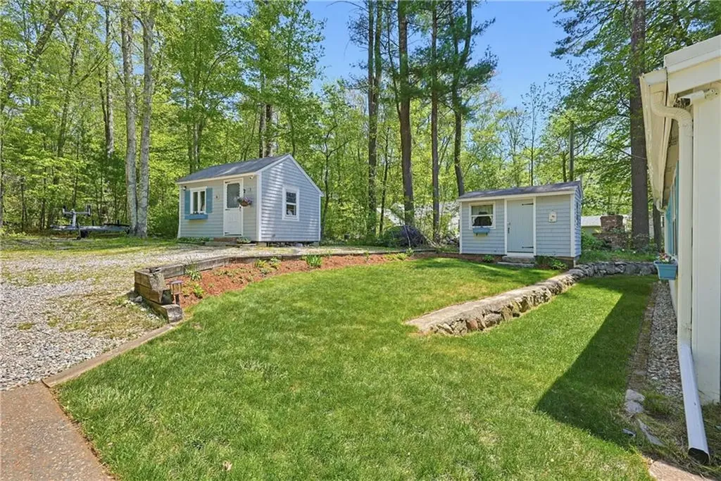12 Lesieur Lane Burrillville RI 02859