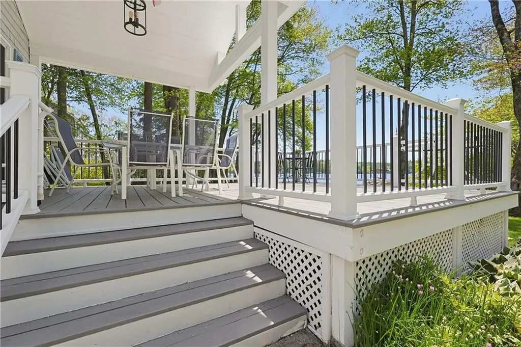 12 Lesieur Lane Burrillville RI 02859