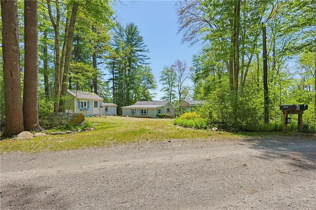 12 Lesieur Lane Burrillville RI 02859