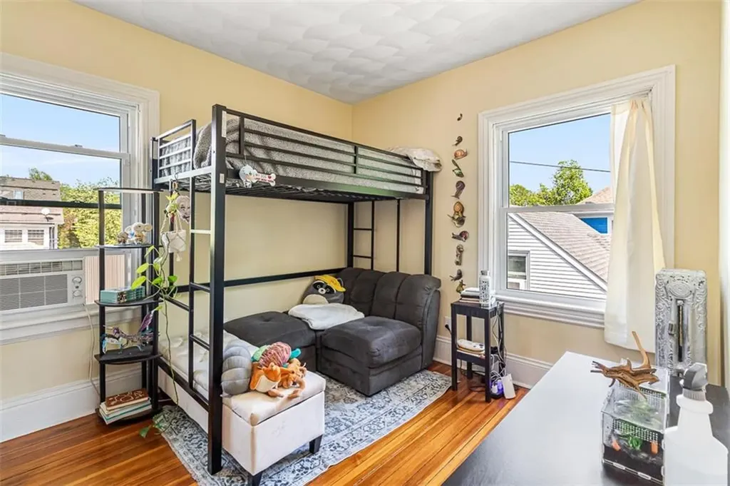 53 Edgewood Avenue Cranston RI 02905