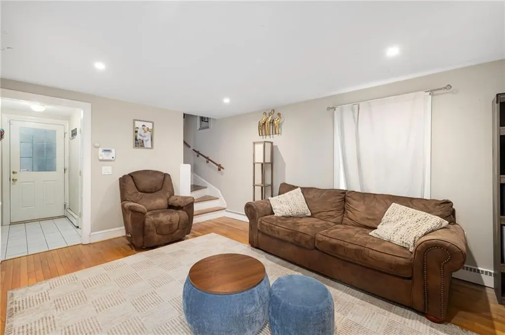 11 Doane Street Cranston RI 02910