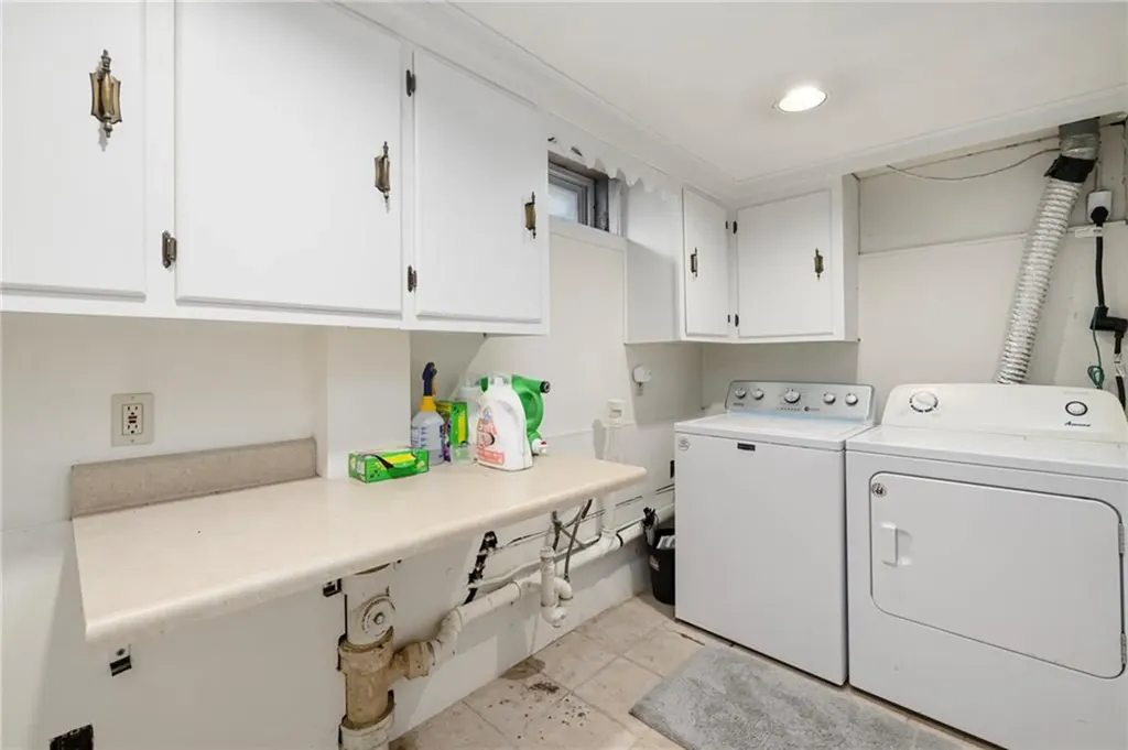 11 Doane Street Cranston RI 02910
