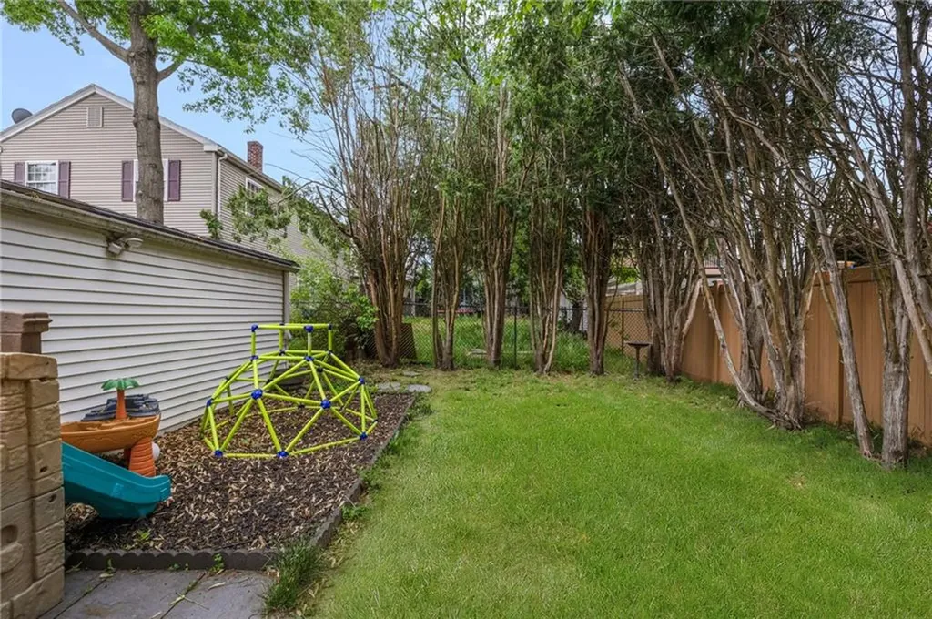11 Doane Street Cranston RI 02910