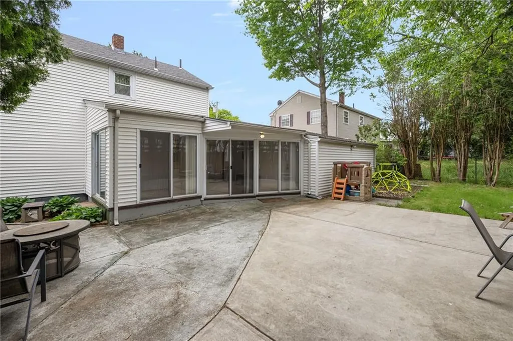11 Doane Street Cranston RI 02910