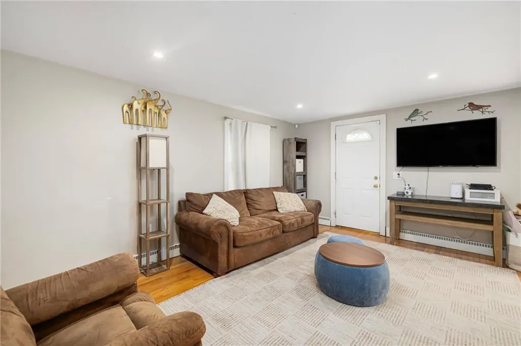 11 Doane Street Cranston RI 02910