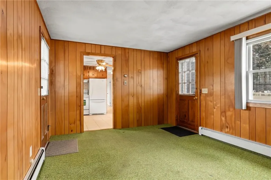 7 Esther Street Cranston RI 02920
