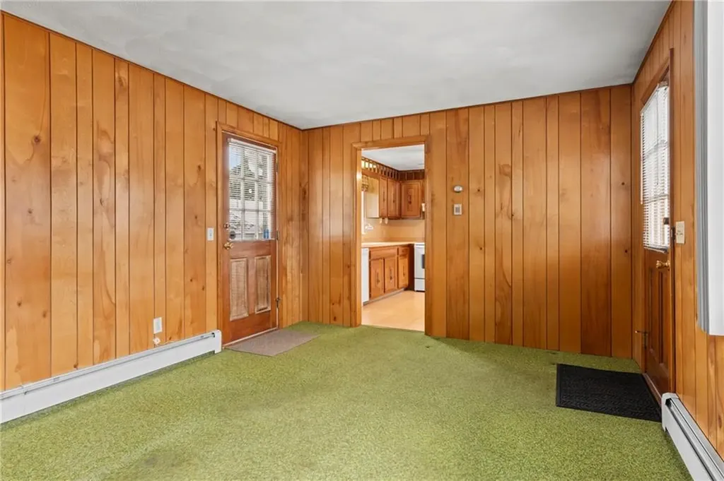 7 Esther Street Cranston RI 02920