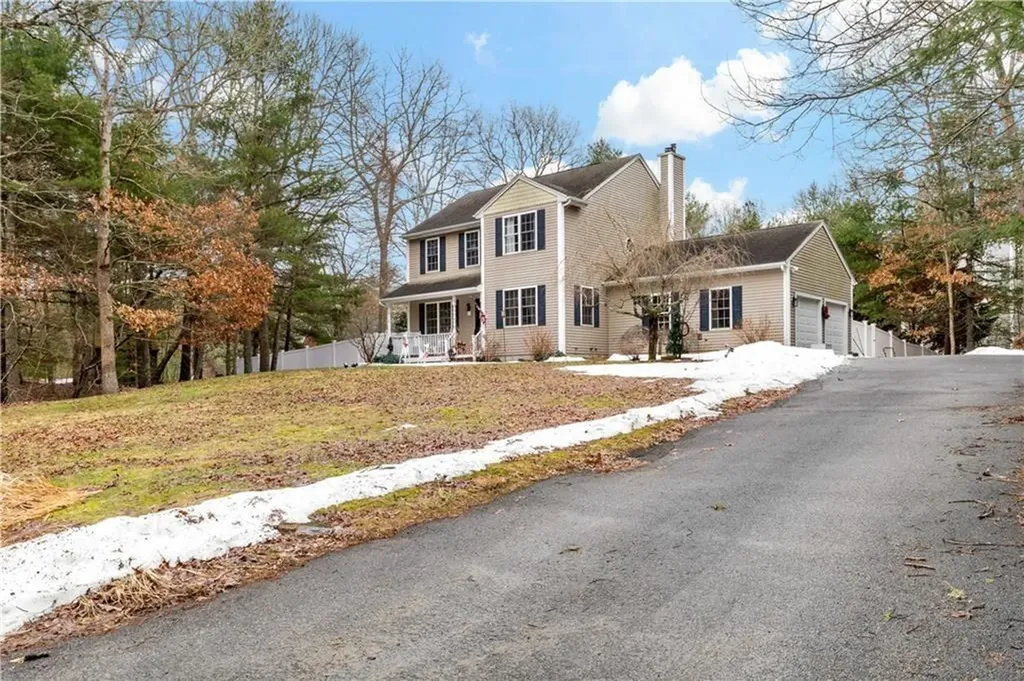 5 Brackenhill Court Richmond RI 02812