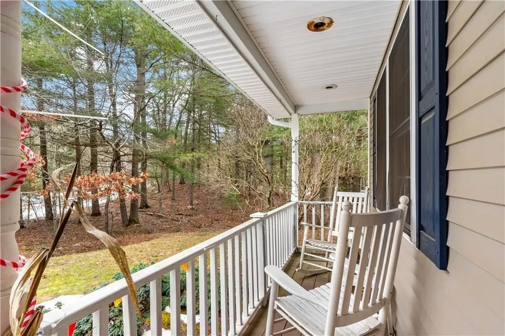 5 Brackenhill Court Richmond RI 02812