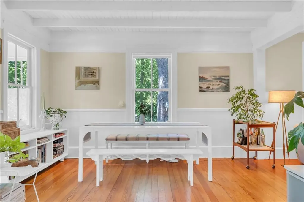 21 2nd Street Barrington RI 02806