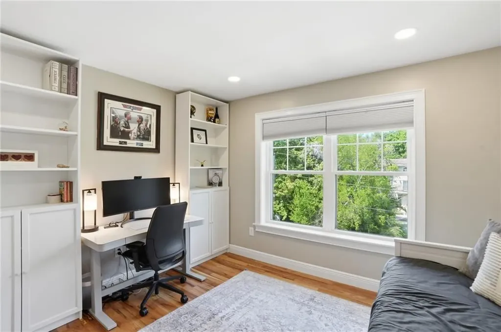 6 Sterling Avenue Warwick RI 02889