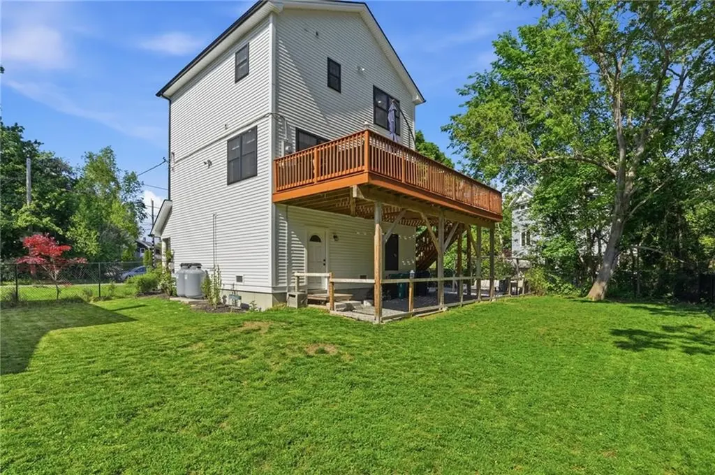 6 Sterling Avenue Warwick RI 02889