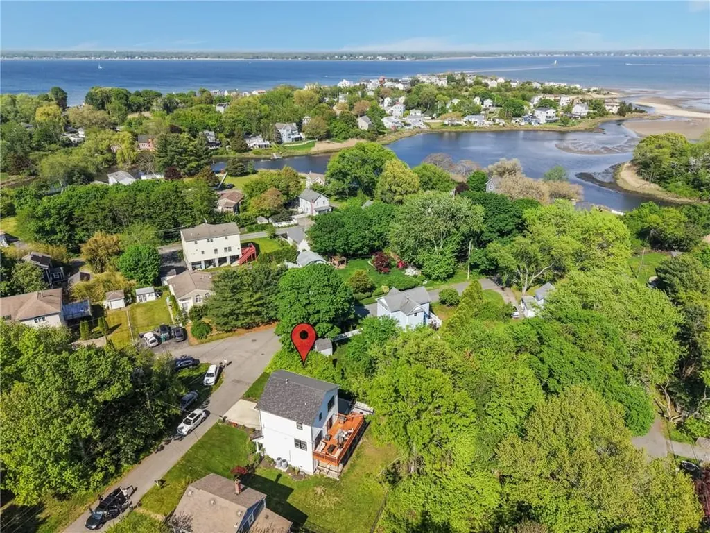 6 Sterling Avenue Warwick RI 02889