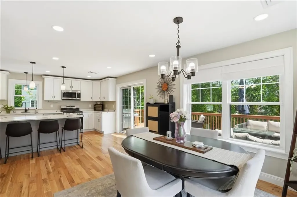 6 Sterling Avenue Warwick RI 02889