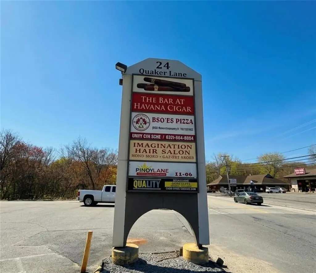 24 Quaker Lane Warwick RI 02886