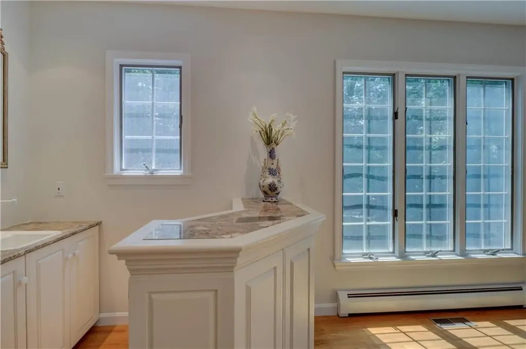 137 Signal Ridge Way East Greenwich RI 02818