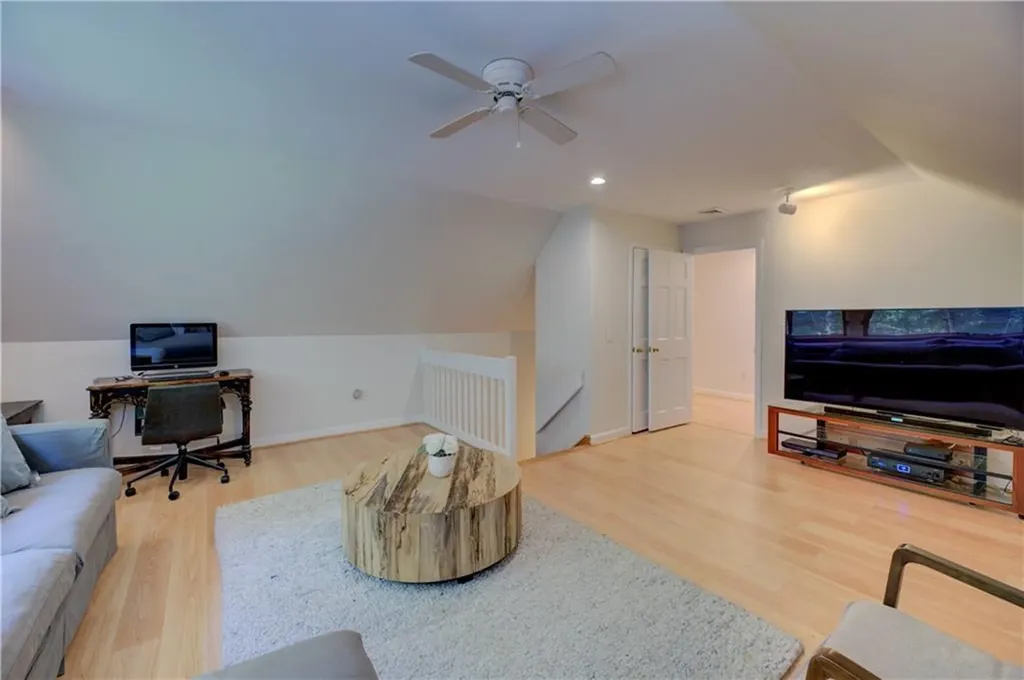 137 Signal Ridge Way East Greenwich RI 02818